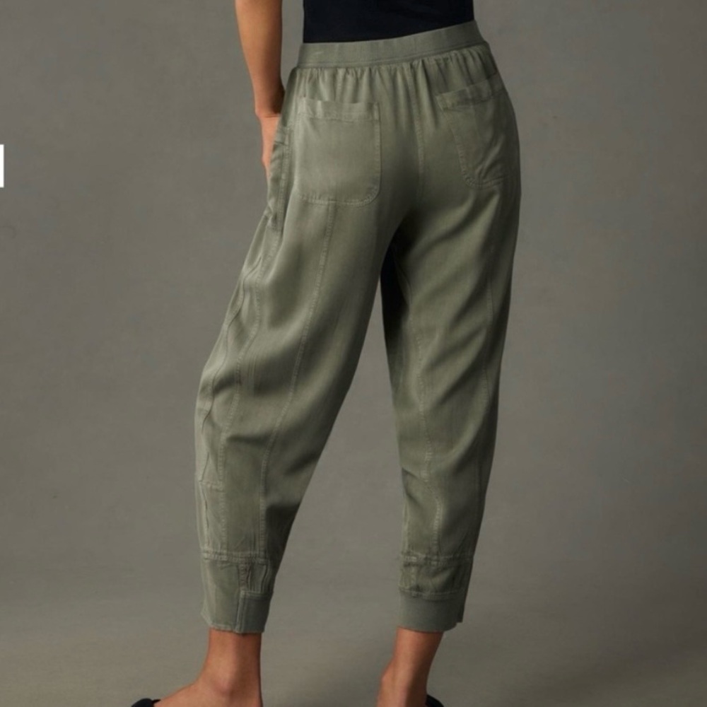 ANTHROPOLOGIE Daily Practice Joggers Spruce Green NWT size S - Picture 2 of 8